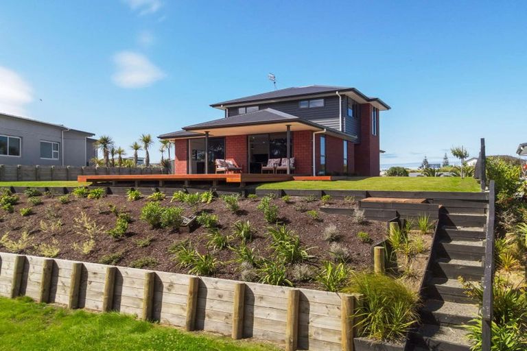 Photo of property in 31 Golf Vue Place, Castlecliff, Whanganui, 4501