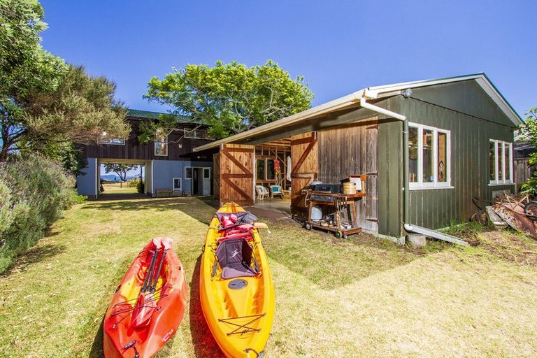 Photo of property in 45 The Esplanade, Manly, Whangaparaoa, 0930