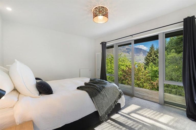 Photo of property in 3/70 Dart Place, Fernhill, Queenstown, 9300