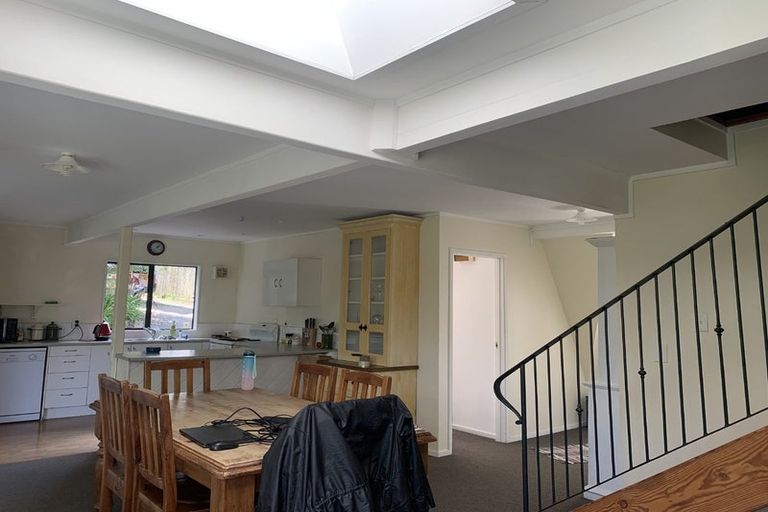 Photo of property in 6 Mabbett Lane, Waimauku, 0883