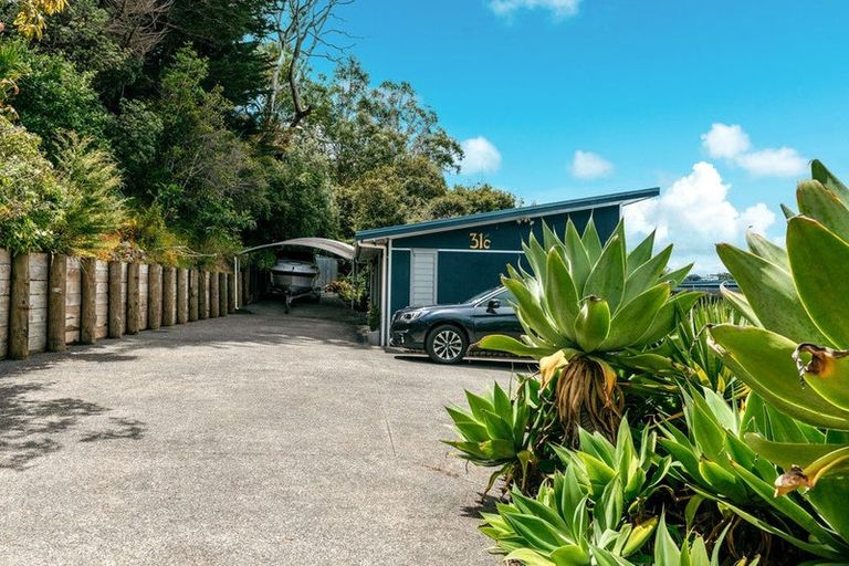 Photo of property in 31a Burrell Road, Oneroa, Waiheke Island, 1081