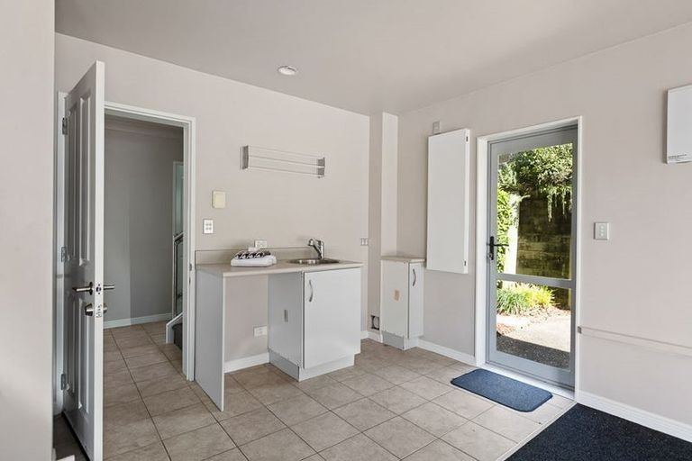 Photo of property in 391 Paremoremo Road, Paremoremo, Auckland, 0632