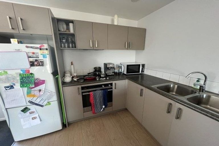 Photo of property in 463 Barbadoes Street, Edgeware, Christchurch, 8013