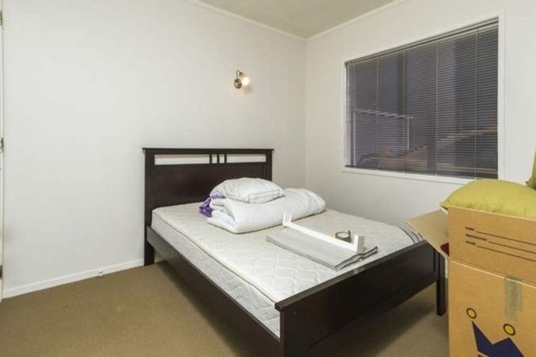 Photo of property in 29 Sycamore Drive, Sunnynook, Auckland, 0620