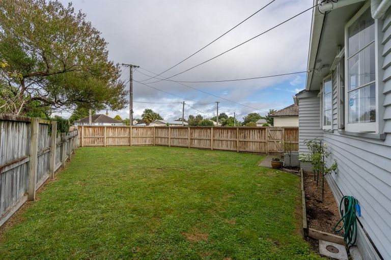 Photo of property in 2 Hawk Street, Frankton, Hamilton, 3204