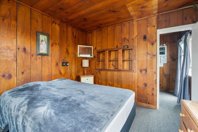 Photo of property in 11 Ringer Avenue, Matapouri, Whangarei, 0173