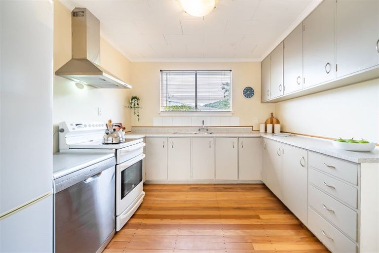 Photo of property in 1/20 Dakota Grove, Totara Park, Upper Hutt, 5018