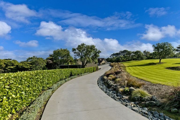 Photo of property in 563 Oaia Road, Muriwai, Waimauku, 0881