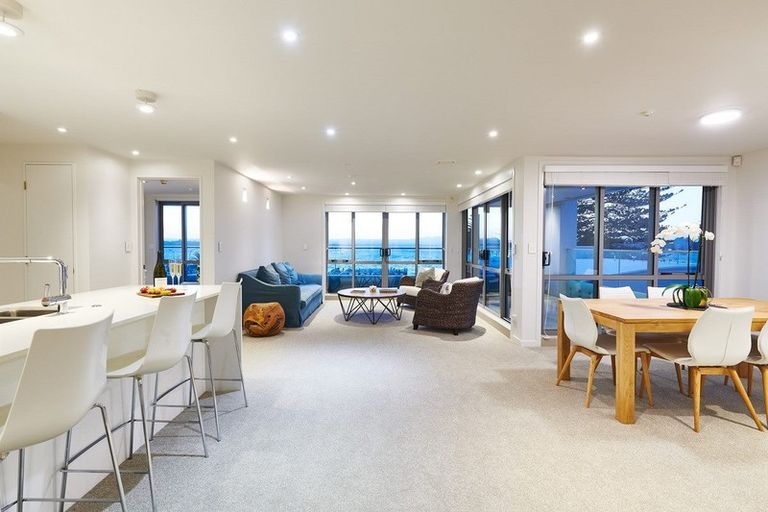 Photo of property in Anchorage Apartments, 401/36 Victoria Road, Mount Maunganui, 3116