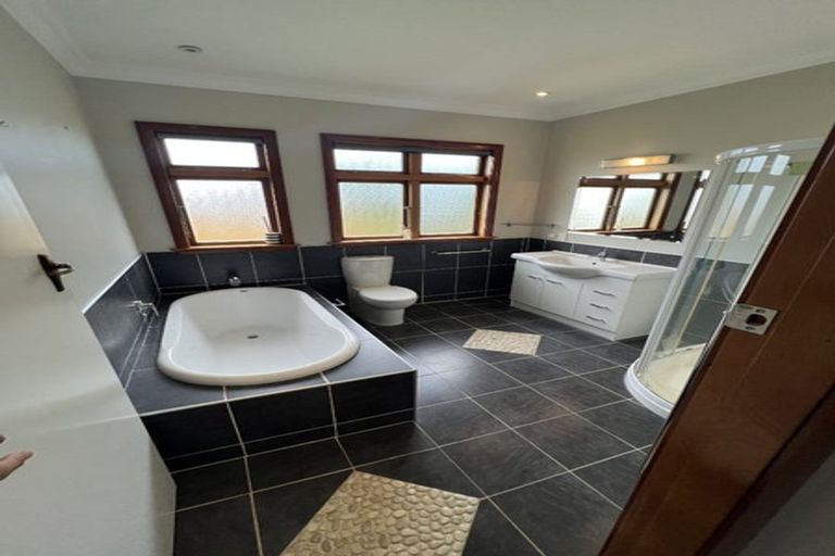 Photo of property in 584 Queen Street East, Levin, 5510