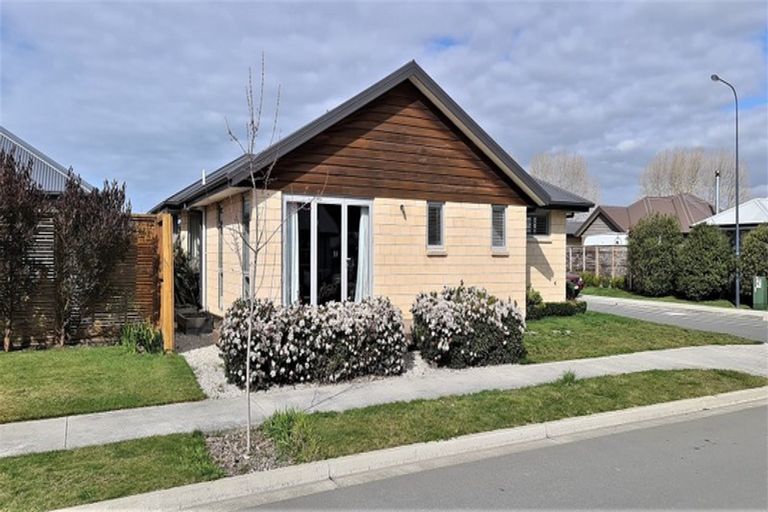 Photo of property in 8 Keating Street, Kaiapoi, 7630