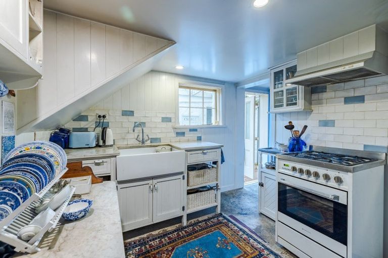 Photo of property in 54 Eastbourne Street, Caversham, Dunedin, 9012