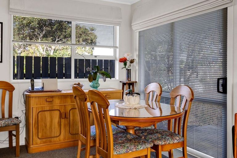 Photo of property in 11 Jade Place, Bell Block, New Plymouth, 4312