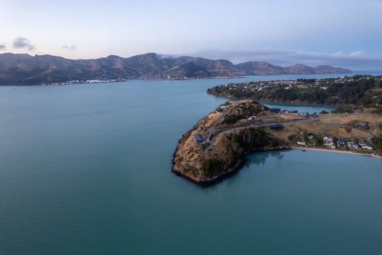 Photo of property in 4 Ohinehau Lane, Charteris Bay, Governors Bay, 8971