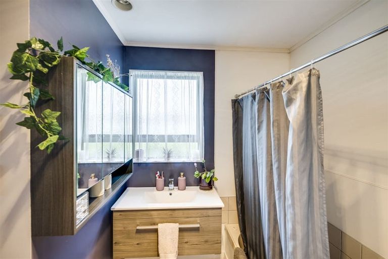 Photo of property in 1b Sidey Place, Marewa, Napier, 4110