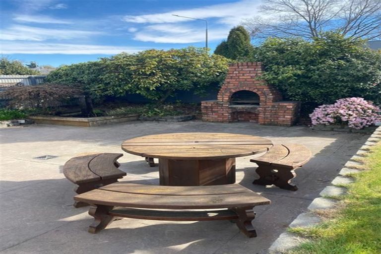 Photo of property in 213 Talbot Street, Geraldine, 7930