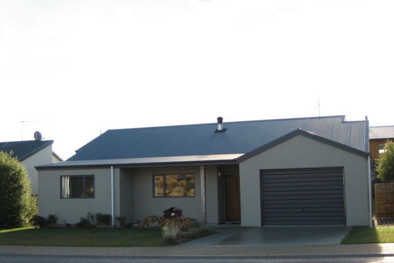 Photo of property in 3a Hogan Lane, Wanaka, 9305