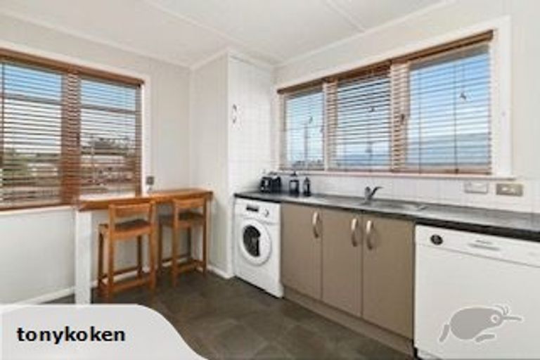 Photo of property in 34 Thomas Crescent, Western Heights, Rotorua, 3015