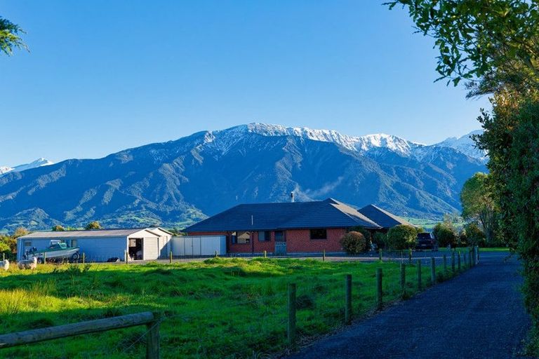 Photo of property in 56 Hawthorne Road, Kaikoura, 7300