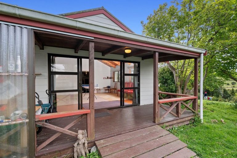 Photo of property in 27 Waikite Road, Welcome Bay, Tauranga, 3112
