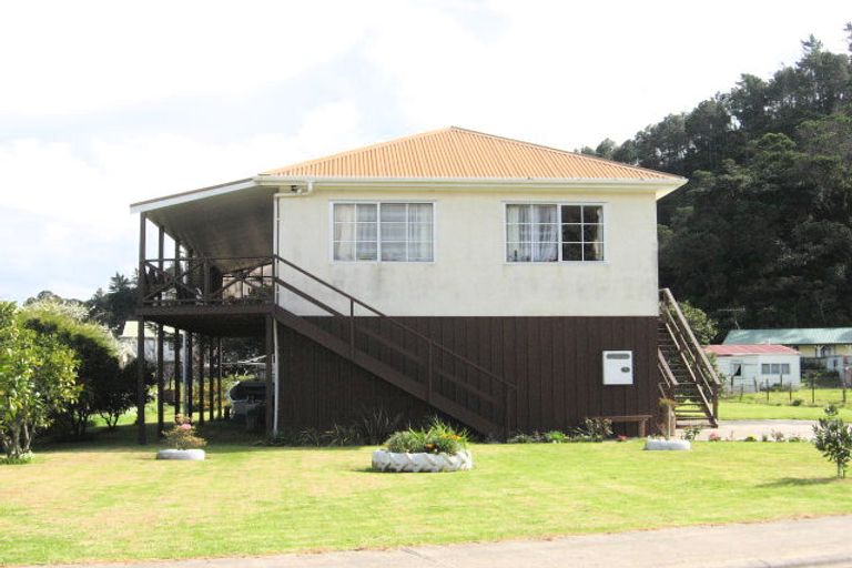 Photo of property in 67 Hauraki Road, Coromandel, 3506