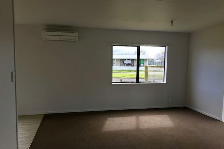 Photo of property in 43 Ramsey Crescent, Flaxmere, Hastings, 4120