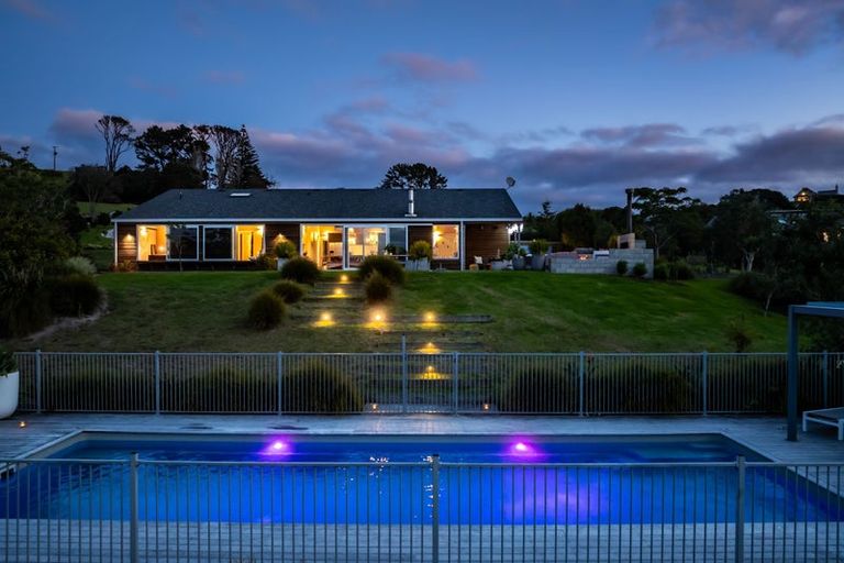 Photo of property in 15 Sandhill Heights, Mangawhai, 0975