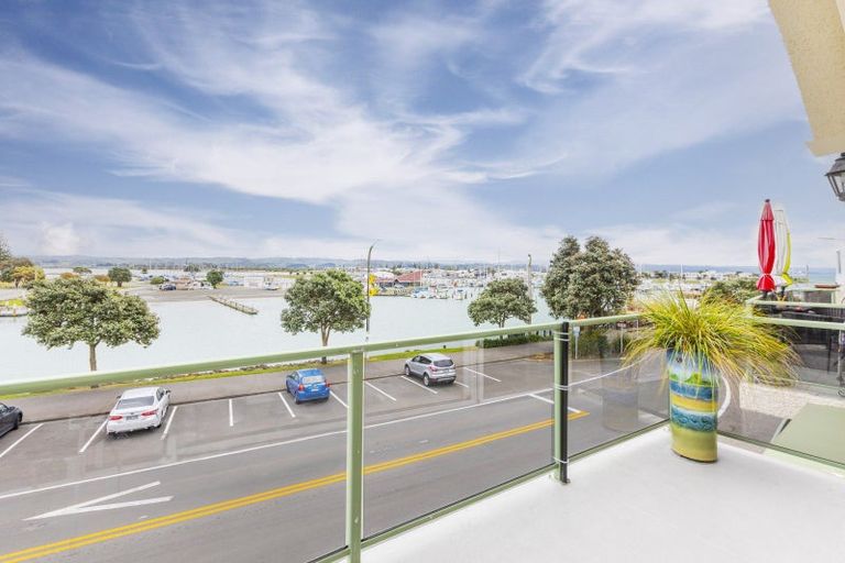 Photo of property in 10/26 West Quay, Ahuriri, Napier, 4110