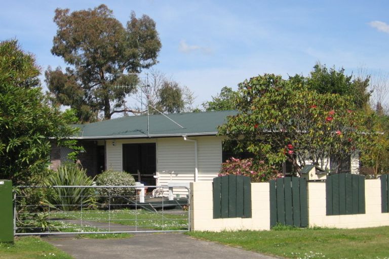 Photo of property in 6 Totaravale Street, Pukehangi, Rotorua, 3015