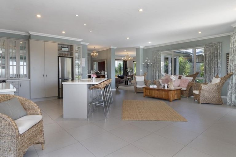 Photo of property in 14 Dayna Avenue, Ohauiti, Tauranga, 3112