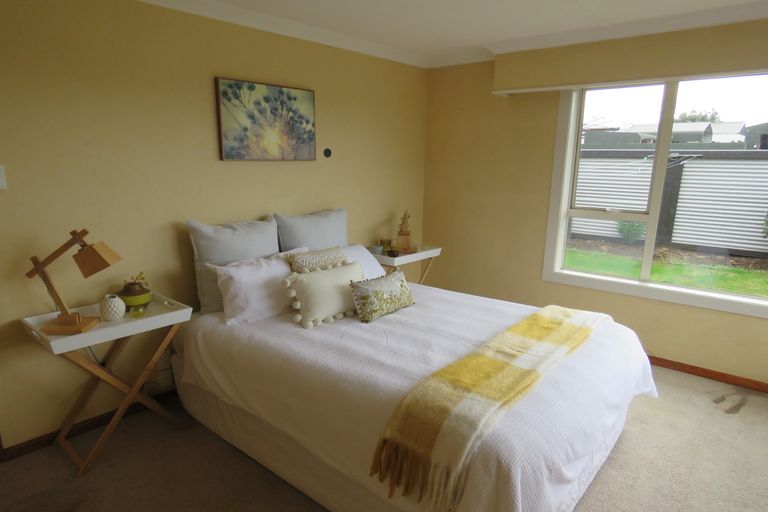 Photo of property in 625 Tweed Street, Newfield, Invercargill, 9812