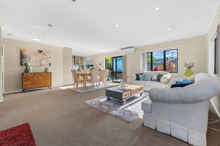 Photo of property in 8b Lansdown Avenue, Papatoetoe, Auckland, 2025