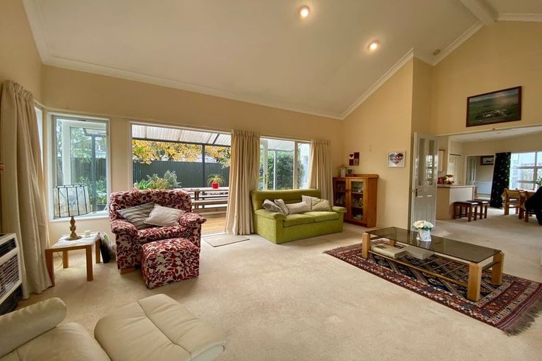 Photo of property in 39b Saint Albans Avenue, Hokowhitu, Palmerston North, 4410