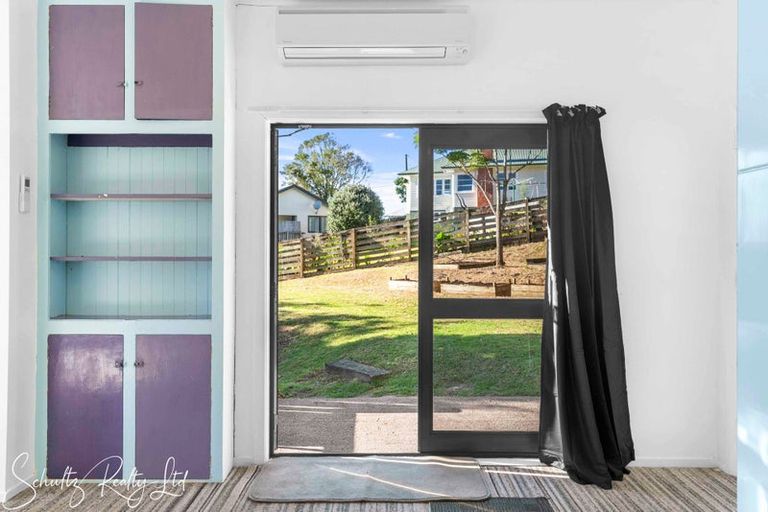 Photo of property in 52 Hurndall Street East, Maungaturoto, 0520