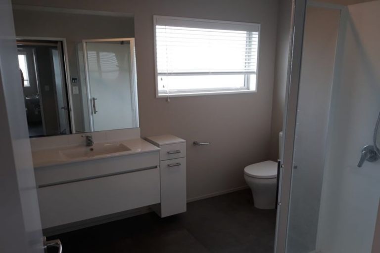 Photo of property in 2 Westpark Drive, Burnside, Christchurch, 8053