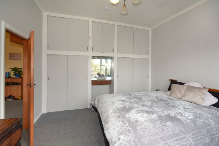 Photo of property in 34 Bradshaw Street, South Dunedin, Dunedin, 9012