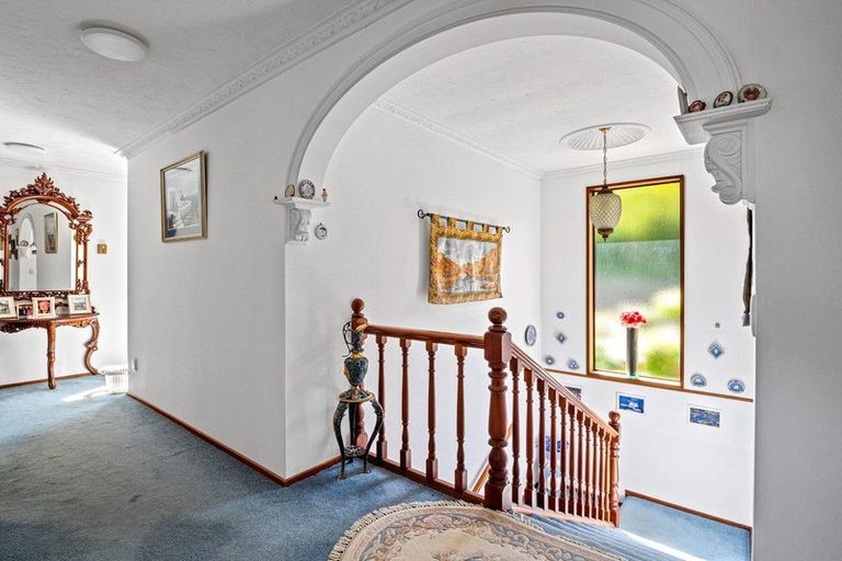 Photo of property in 19 Salmond Place, Queenstown, 9300