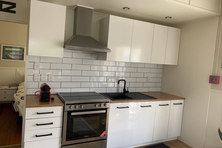 Photo of property in 62 Moana Road, Okitu, Gisborne, 4010