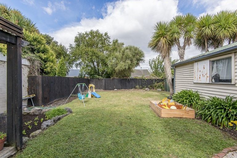 Photo of property in 151 Langdons Road, Northcote, Christchurch, 8052