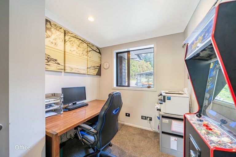 Photo of property in 227 Marchant Road, Kaitoke, Upper Hutt, 5018