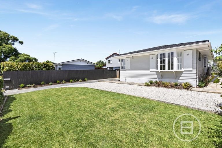 Photo of property in 27 Sylvia Road, Hillcrest, Auckland, 0627