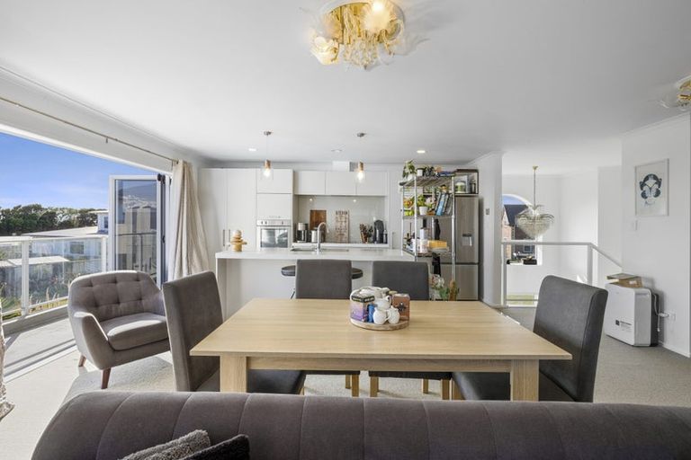 Photo of property in 16 Nadine Stanton Drive, Bell Block, New Plymouth, 4312