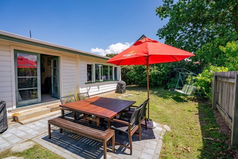 Photo of property in 16 Dale Street, Kaiapoi, 7630