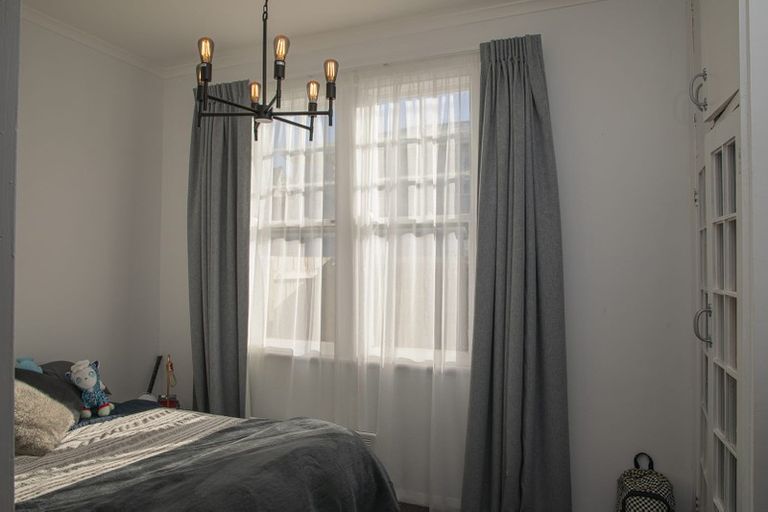 Photo of property in 2/80 Freyberg Street, Lyall Bay, Wellington, 6022