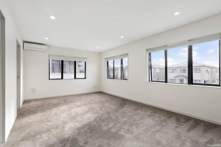 Photo of property in 12 Fong Road, Flat Bush, Auckland, 2019