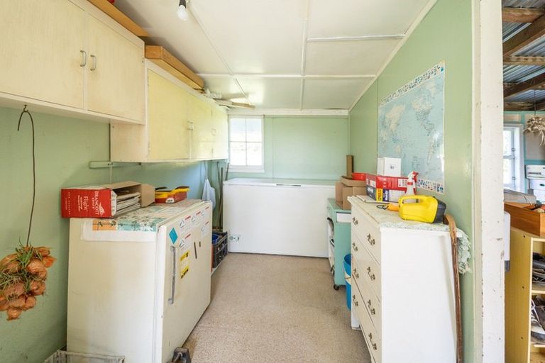 Photo of property in 23 Waitangi Road, Waverley, 4592