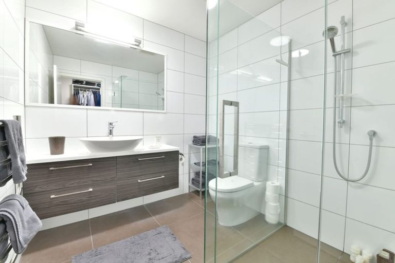 Photo of property in 14 Plantation Terrace, Orewa, 0931