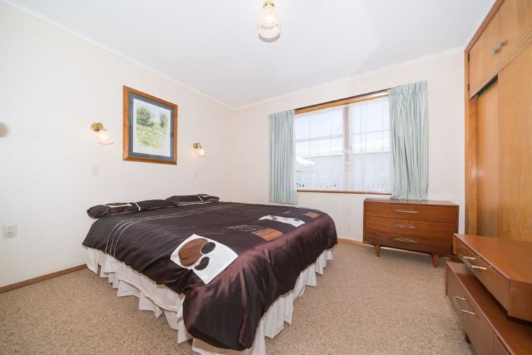 Photo of property in 6 Tern Place, Hokowhitu, Palmerston North, 4410