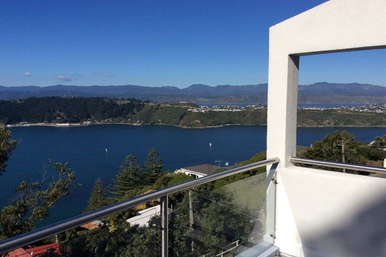 Photo of property in 20 Thane Road, Roseneath, Wellington, 6011