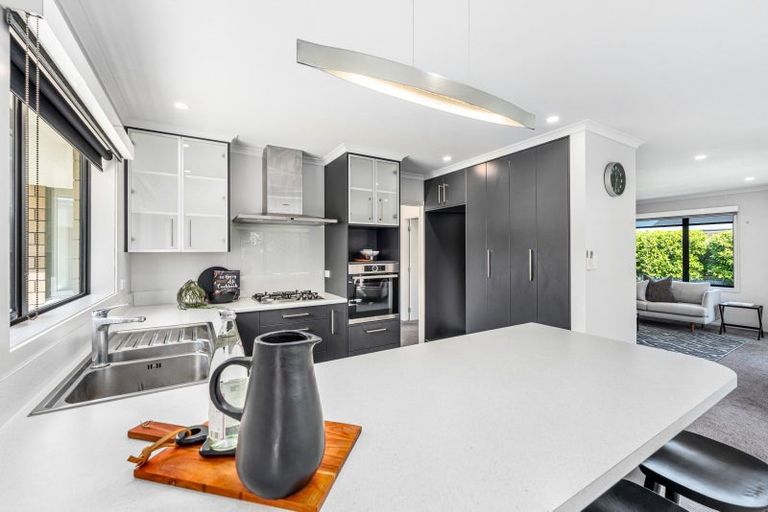 Photo of property in 151 James Line, Kelvin Grove, Palmerston North, 4414